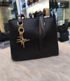 کیف دستی ودوشی جنس چرم خارجی دارای سه محفظه جدا از هم