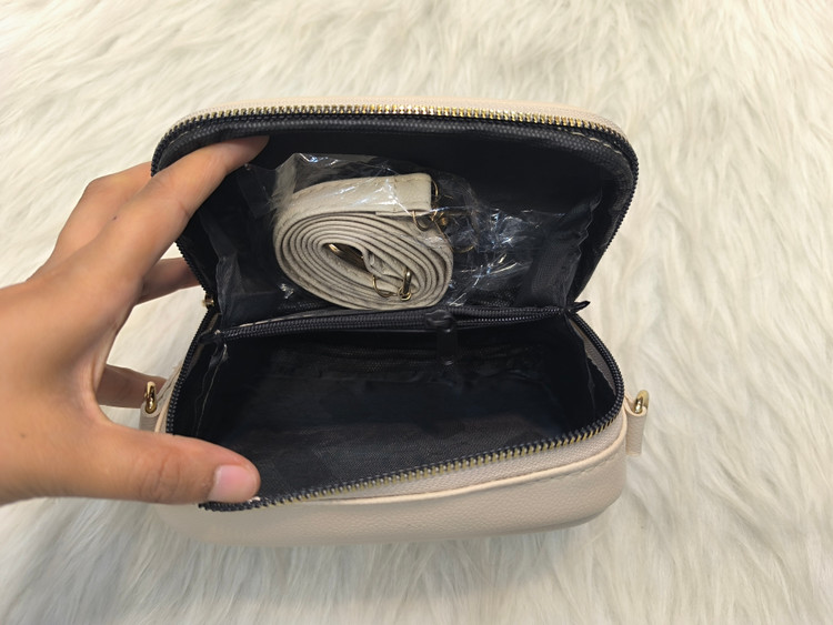 کیف دوشی دخترانه جنس چرم صنعتی با کیفیت وشیک